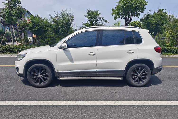 Used Volkswagen Tiguan 2017 300TSI Automatic Two-Wheel Drive Silk Road Comfort Edition Exterior 2