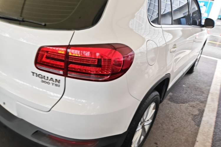 Used Volkswagen Tiguan 2017 300TSI Automatic Two-Wheel Drive Silk Road Comfort Edition Exterior 3
