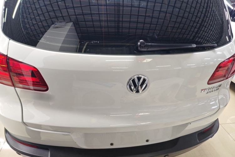 Used Volkswagen Tiguan 2017 300TSI Automatic Two-Wheel Drive Silk Road Luxury Edition Exterior 4