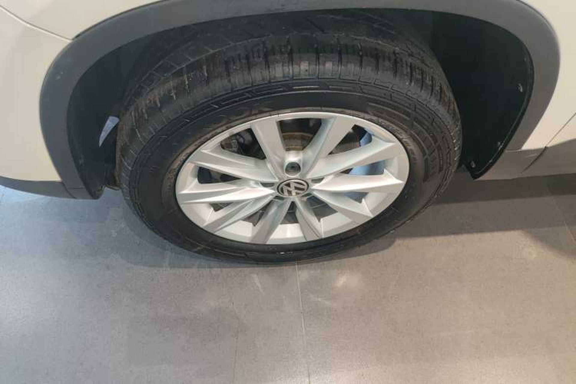 Used Volkswagen Tiguan 2017 300TSI Automatic Two-Wheel Drive Silk Road Comfort Edition Exterior 4