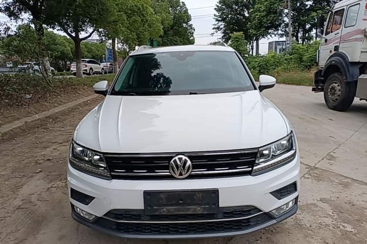 Used Volkswagen Tiguan 2017 330TSI All-Wheel-Drive Innovation Model Front