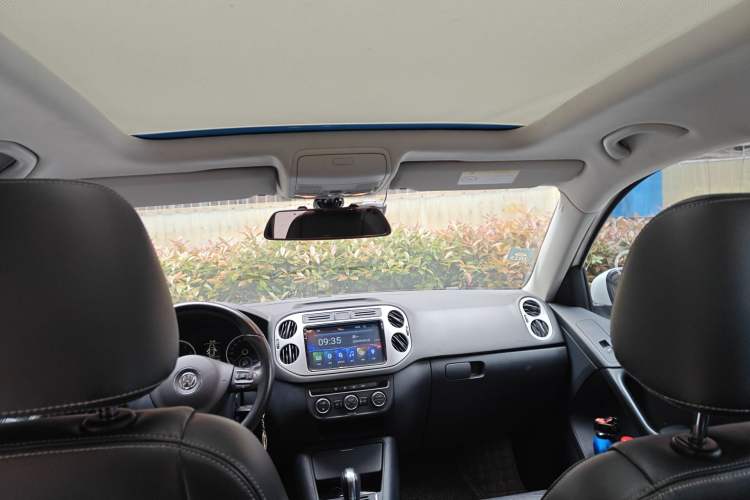 Used Volkswagen Tiguan 2017 300TSI Automatic Two-Wheel Drive Silk Road Comfort Edition Headliner
