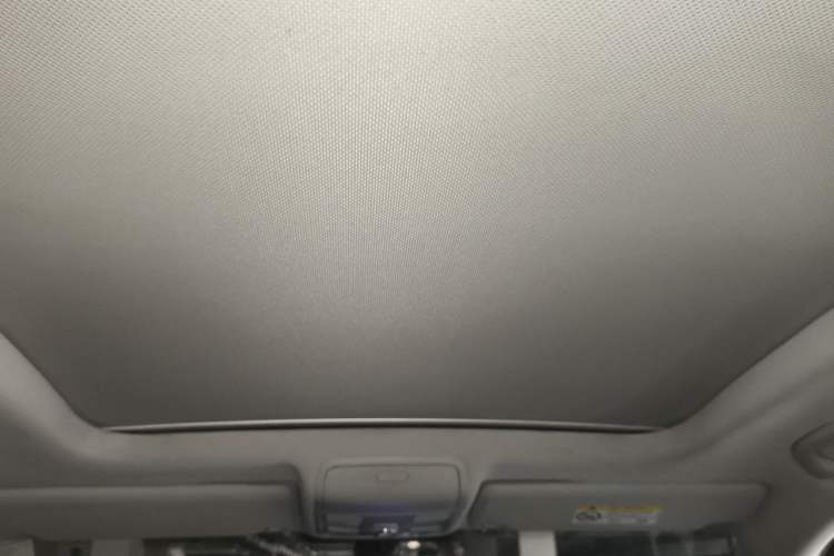Used Volkswagen Tiguan 2017 300TSI Automatic Two-Wheel Drive Silk Road Comfort Edition Headliner
