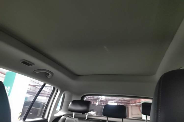 Used Volkswagen Tiguan 2017 300TSI Automatic Two-Wheel Drive Silk Road Comfort Edition Headliner