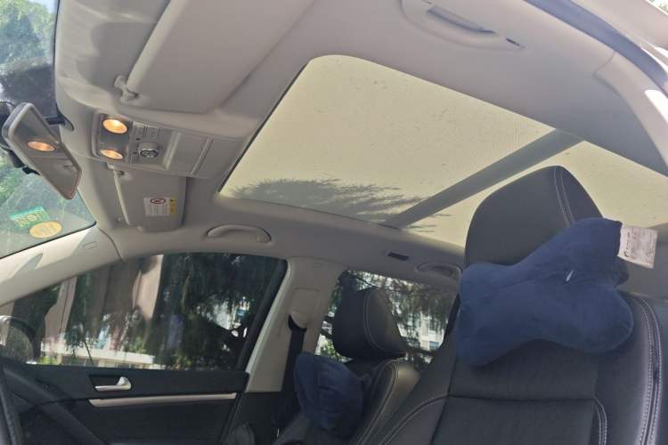 Used Volkswagen Tiguan 2017 300TSI Automatic Two-Wheel Drive Silk Road Comfort Edition Headliner