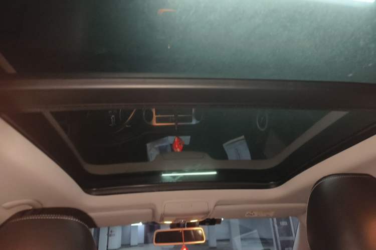 Used Volkswagen Tiguan 2017 300TSI Automatic Two-Wheel Drive Silk Road Comfort Edition Headliner