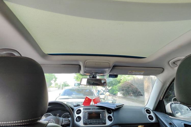 Used Volkswagen Tiguan 2017 300TSI Automatic Two-Wheel Drive Silk Road Comfort Edition Headliner
