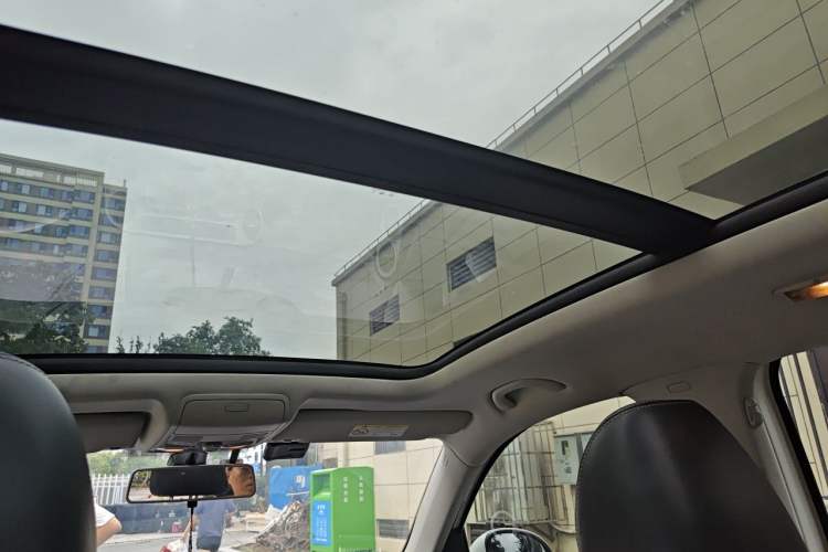 Used Volkswagen Tiguan 2017 300TSI Automatic Two-Wheel Drive Silk Road Comfort Edition Headliner