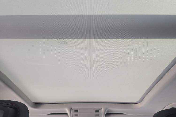 Used Volkswagen Tiguan 2017 280TSI Two-Wheel-Drive Elite Version Headliner