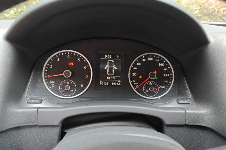 Used Volkswagen Tiguan 2017 300TSI Automatic Two-Wheel Drive Silk Road Comfort Edition Instrument Cluster