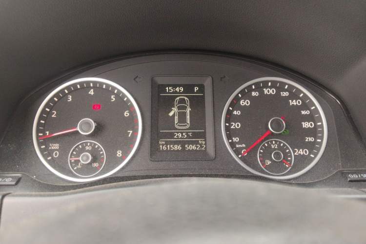 Used Volkswagen Tiguan 2017 300TSI Automatic Two-Wheel Drive Silk Road Comfort Edition Instrument Cluster