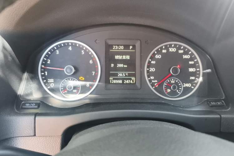 Used Volkswagen Tiguan 2017 300TSI Automatic Two-Wheel Drive Silk Road Comfort Edition Instrument Cluster