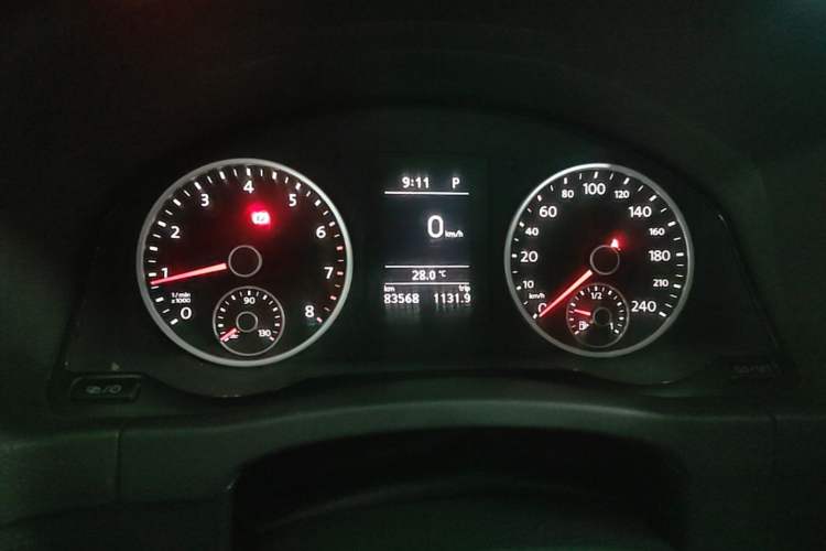 Used Volkswagen Tiguan 2017 300TSI Automatic Two-Wheel Drive Silk Road Comfort Edition Instrument Cluster