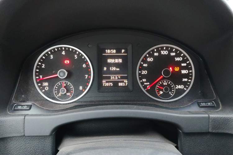 Used Volkswagen Tiguan 2017 300TSI Automatic Two-Wheel Drive Silk Road Luxury Edition Instrument Cluster