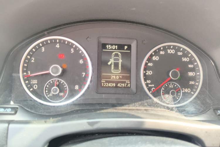 Used Volkswagen Tiguan 2017 300TSI Automatic Two-Wheel Drive Silk Road Comfort Edition Instrument Cluster