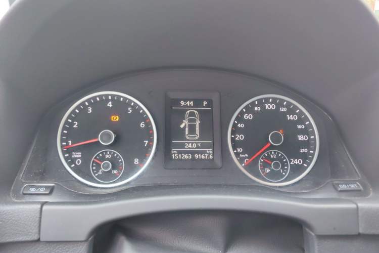 Used Volkswagen Tiguan 2017 300TSI Automatic Two-Wheel Drive Silk Road Comfort Edition Instrument Cluster