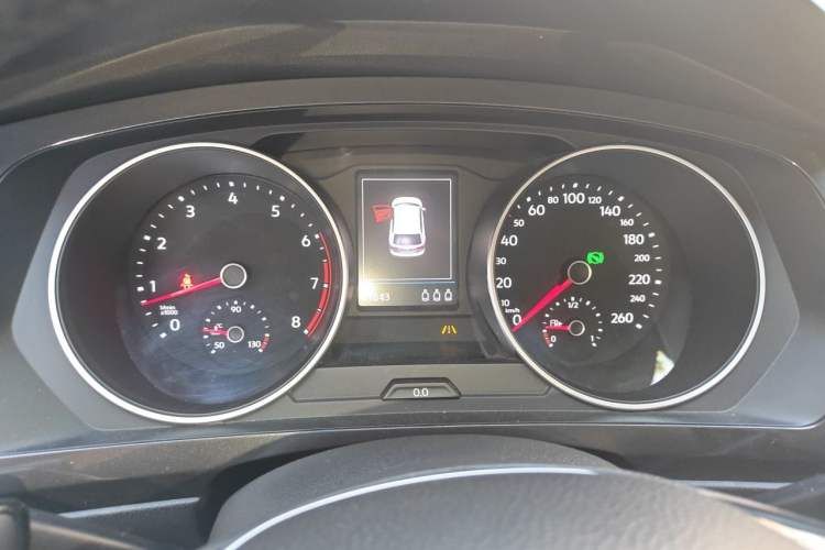Used Volkswagen Tiguan 2017 280TSI Two-Wheel-Drive Elite Version Instrument Cluster
