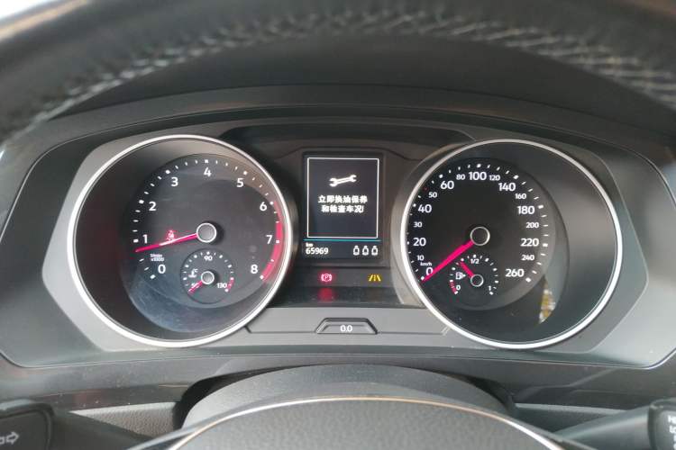 Used Volkswagen Tiguan 2017 280TSI Two-Wheel-Drive Elite Version Instrument Cluster