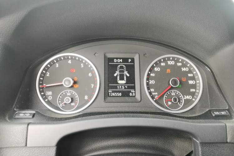 Used Volkswagen Tiguan 2017 300TSI Automatic Two-Wheel Drive Silk Road Luxury Edition Instrument Cluster