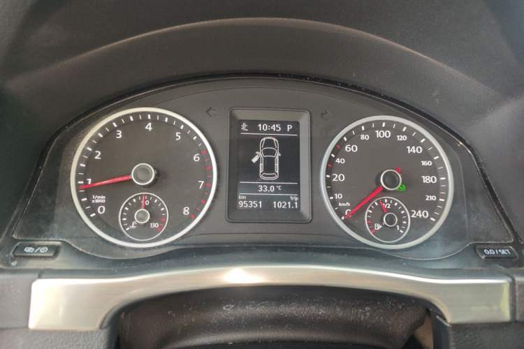 Used Volkswagen Tiguan 2017 300TSI Automatic Two-Wheel Drive Silk Road Luxury Edition Instrument Cluster