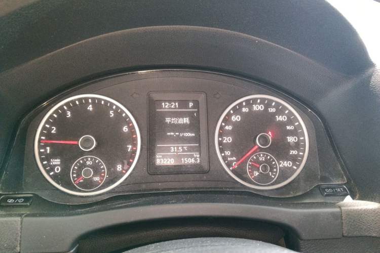 Used Volkswagen Tiguan 2017 300TSI Automatic Two-Wheel Drive Silk Road Luxury Edition Instrument Cluster