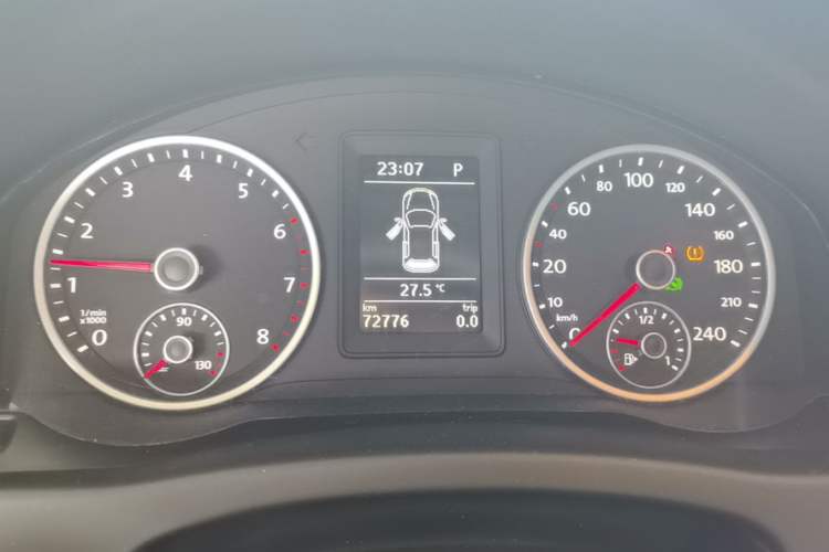 Used Volkswagen Tiguan 2017 300TSI Automatic Two-Wheel Drive Silk Road Comfort Edition Instrument Cluster