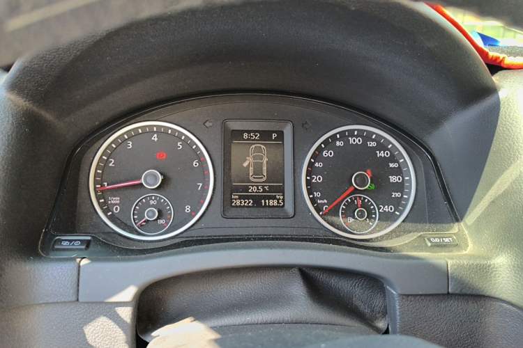 Used Volkswagen Tiguan 2017 300TSI Automatic Two-Wheel Drive Silk Road Luxury Edition Instrument Cluster