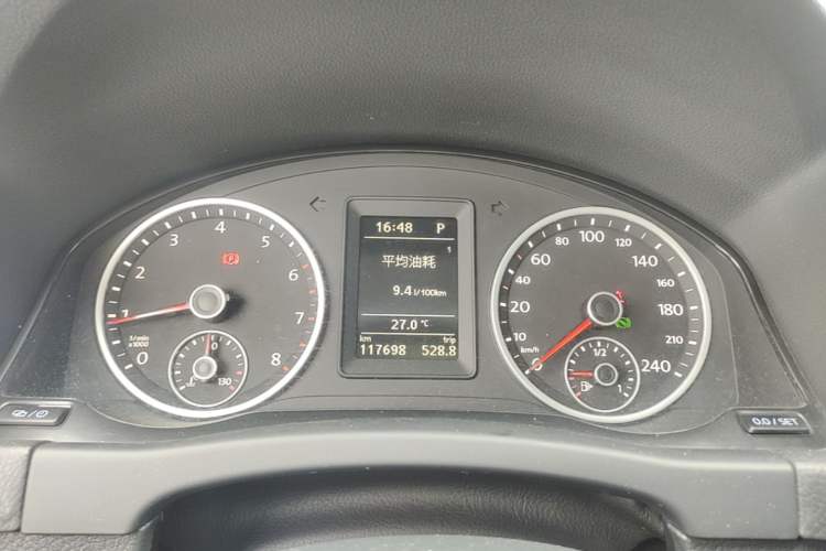 Used Volkswagen Tiguan 2017 300TSI Automatic Two-Wheel Drive Silk Road Comfort Edition Instrument Cluster