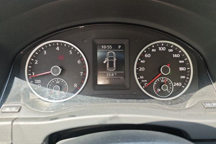 Used Volkswagen Tiguan 2017 300TSI Automatic Two-Wheel Drive Silk Road Comfort Edition Instrument Cluster