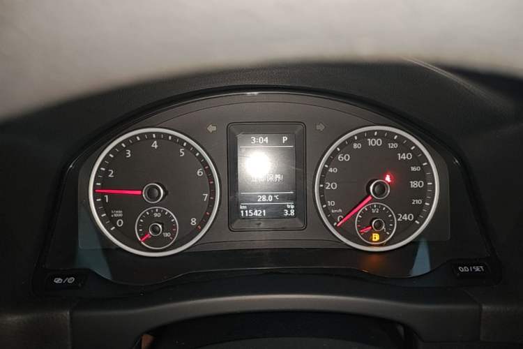 Used Volkswagen Tiguan 2017 300TSI Automatic Two-Wheel Drive Silk Road Luxury Edition Instrument Cluster