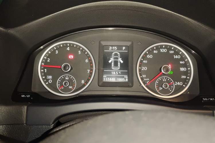 Used Volkswagen Tiguan 2017 300TSI Automatic Two-Wheel Drive Silk Road Comfort Edition Instrument Cluster