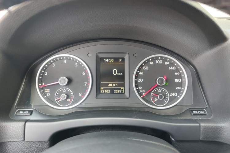 Used Volkswagen Tiguan 2017 300TSI Automatic Two-Wheel Drive Silk Road Comfort Edition Instrument Cluster