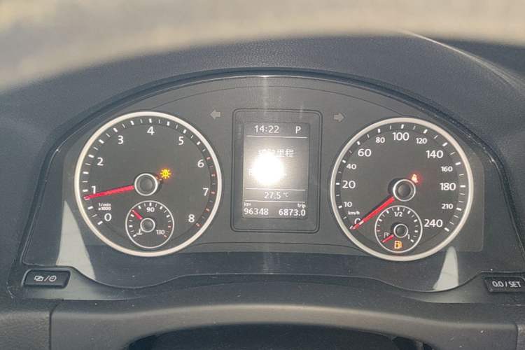 Used Volkswagen Tiguan 2017 300TSI Automatic Two-Wheel Drive Silk Road Luxury Edition Instrument Cluster
