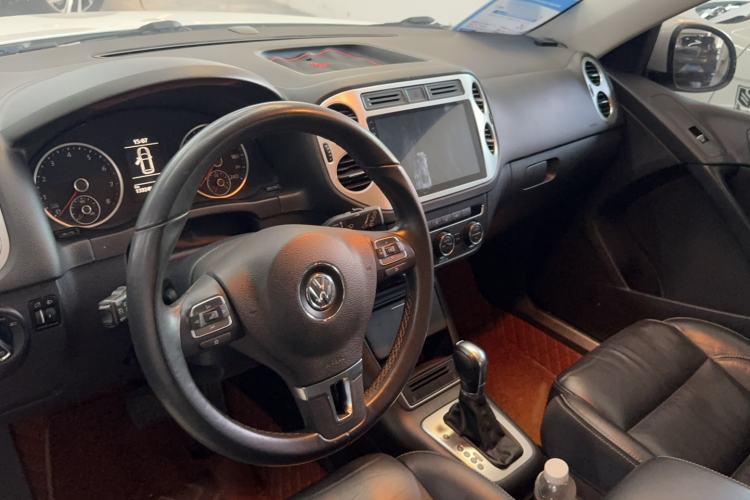 Used Volkswagen Tiguan 2017 300TSI Automatic Two-Wheel Drive Silk Road Comfort Edition Interior 2