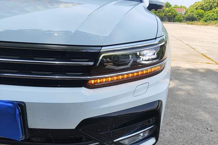 Used Volkswagen Tiguan 2017 280TSI Two-Wheel-Drive Elite Version Left Front Headlight