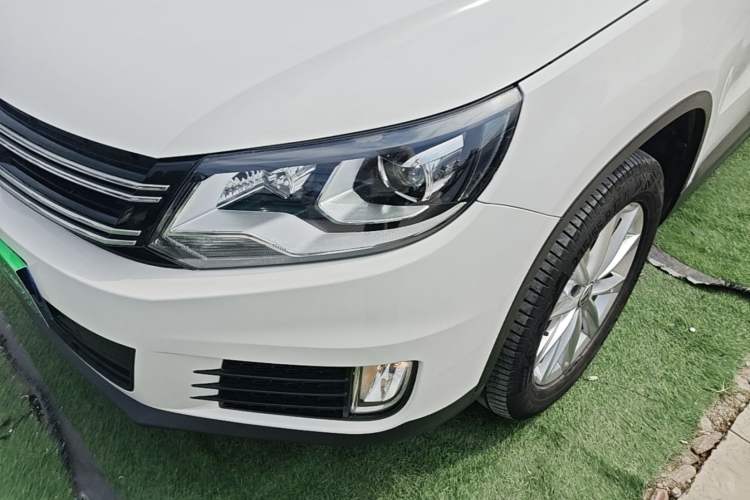Used Volkswagen Tiguan 2017 300TSI Automatic Two-Wheel Drive Silk Road Luxury Edition Left Front Headlight
