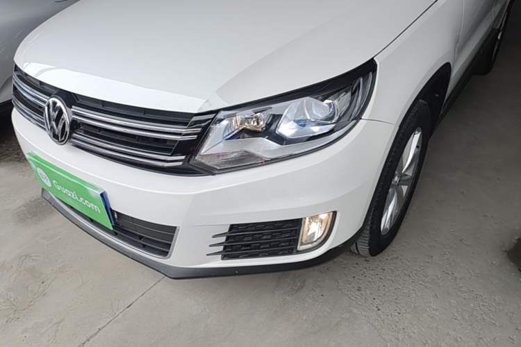 Used Volkswagen Tiguan 2017 300TSI Automatic Two-Wheel Drive Silk Road Comfort Edition Left Front Headlight