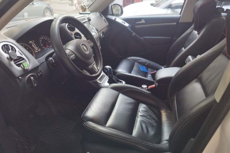 Used Volkswagen Tiguan 2017 300TSI Automatic Two-Wheel Drive Silk Road Comfort Edition Left Front Seat