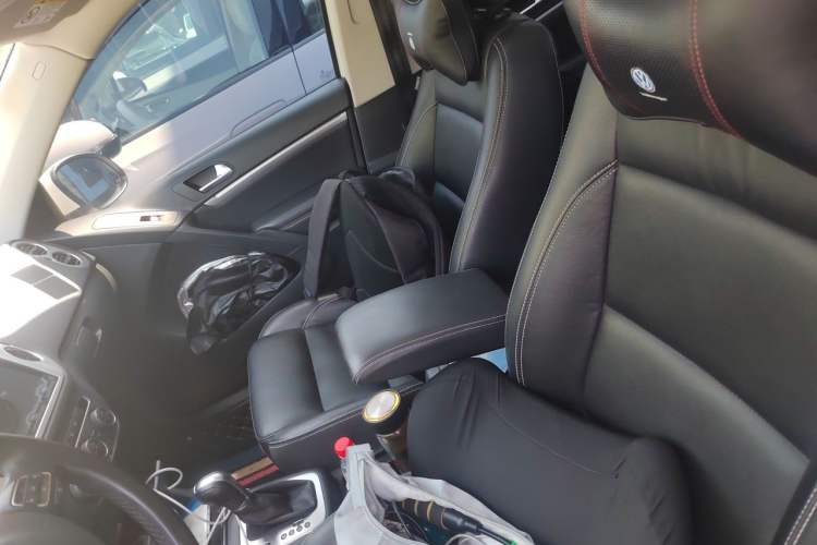 Used Volkswagen Tiguan 2017 300TSI Automatic Two-Wheel Drive Silk Road Comfort Edition Left Front Seat