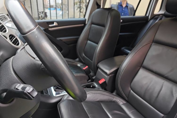 Used Volkswagen Tiguan 2017 300TSI Automatic Two-Wheel Drive Silk Road Comfort Edition Left Front Seat