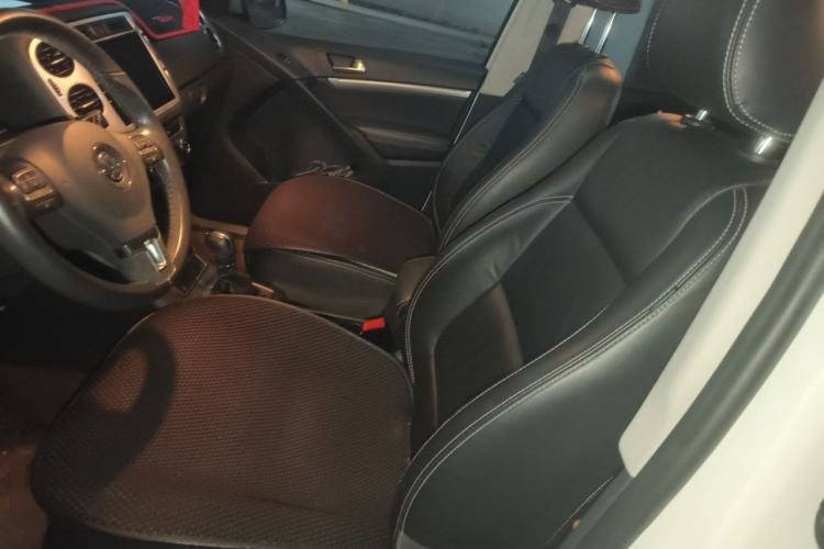 Used Volkswagen Tiguan 2017 300TSI Automatic Two-Wheel Drive Silk Road Comfort Edition Left Front Seat