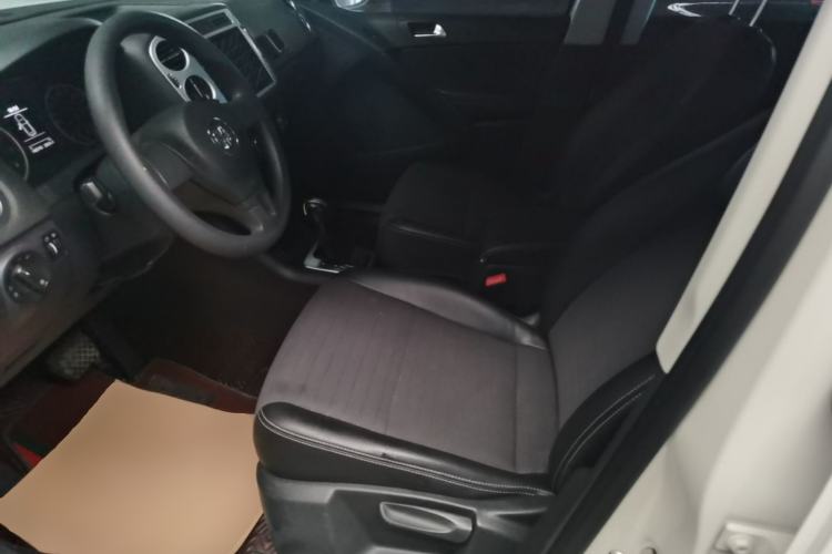 Used Volkswagen Tiguan 2017 300TSI Automatic Two-Wheel Drive Silk Road Luxury Edition Left Front Seat