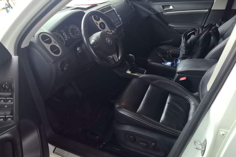 Used Volkswagen Tiguan 2017 300TSI Automatic Two-Wheel Drive Silk Road Comfort Edition Left Front Seat