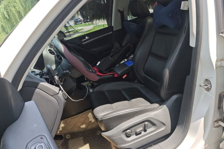 Used Volkswagen Tiguan 2017 300TSI Automatic Two-Wheel Drive Silk Road Comfort Edition Left Front Seat