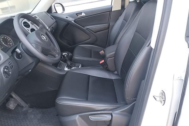 Used Volkswagen Tiguan 2017 300TSI Automatic Two-Wheel Drive Silk Road Luxury Edition Left Front Seat