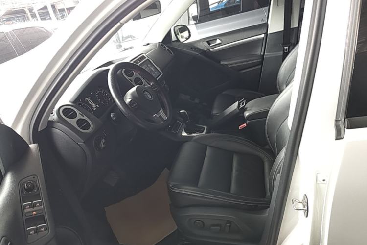 Used Volkswagen Tiguan 2017 300TSI Automatic Two-Wheel Drive Silk Road Comfort Edition Left Front Seat