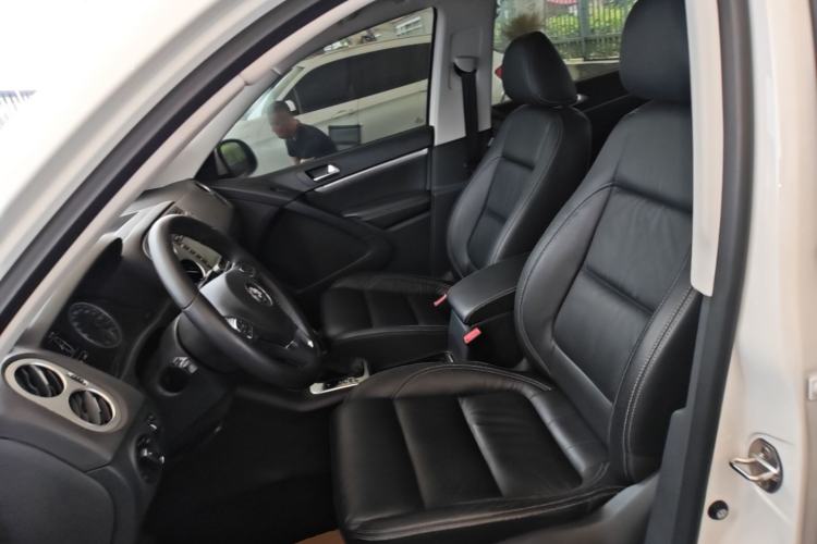 Used Volkswagen Tiguan 2017 300TSI Automatic Two-Wheel Drive Silk Road Comfort Edition Left Front Seat