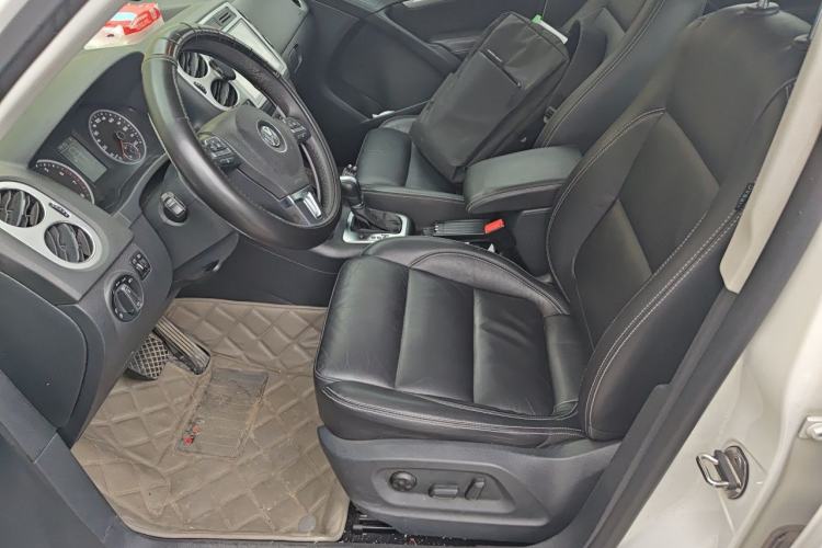 Used Volkswagen Tiguan 2017 300TSI Automatic Two-Wheel Drive Silk Road Comfort Edition Left Front Seat