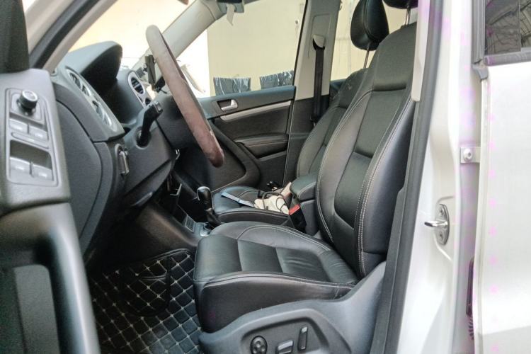 Used Volkswagen Tiguan 2017 300TSI Automatic Two-Wheel Drive Silk Road Comfort Edition Left Front Seat