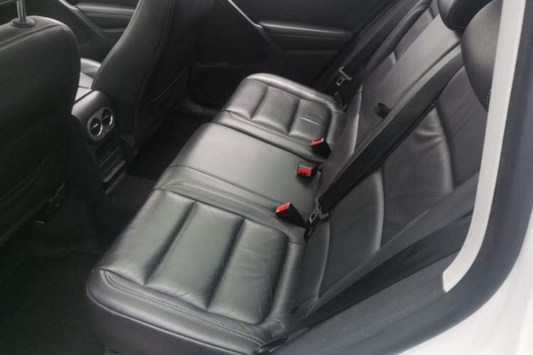 Used Volkswagen Tiguan 2017 300TSI Automatic Two-Wheel Drive Silk Road Comfort Edition Left Rear Seat